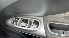 Nissan Juke 1.6 [94] Visia 5dr Petrol Hatchback